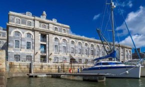 Royal William Yard - Lovely 1-Bed Apartment in Historic Plymouth